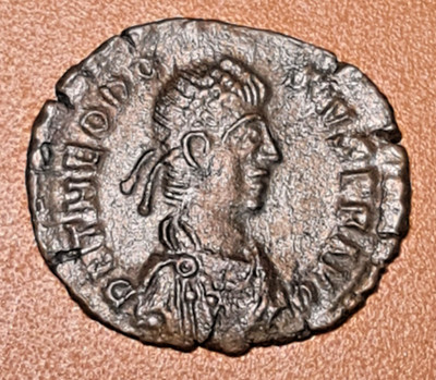 Theodosius I., 379   395 n. Chr.,  AE - Kleinbronze, Typ: Gloria Romanorum