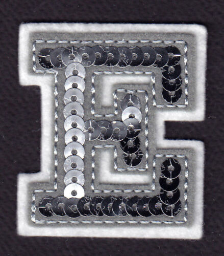 LETTRES - paillettes argentées 2" lettre "E" - applique brodée à fer - Photo 1/2