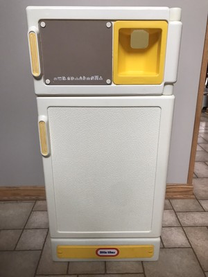 little tikes fridge