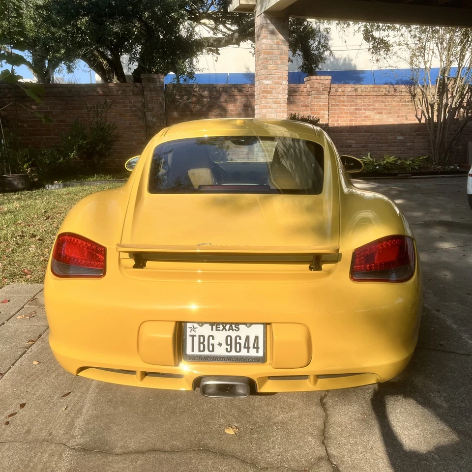 Porsche Cayman 2011 Foto 2 de 4