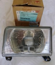 Mazda Bongo Brawny Headlight Left Se45-51-041b Stanley Genuine Mazda Mazda Bongo Brawny Headlight Left Se45-51-041b Stanley Genuine Mazda
