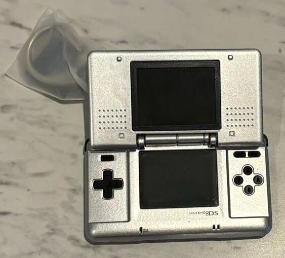 Nintendo DS Lite キーホルダー Nintendo DS Lite Mini Figure & DS Card Case Twin Strap for