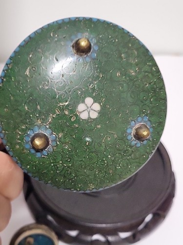 Antike japanische Cloisonne Teekanne mit Deckel & Fuß Emaille Blüte Gold Stein - Bild 15 von 16