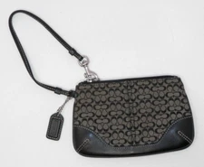 Coach Signature Canvas w/Leather Trim Wristlet Vintage Black Silver Hardware EUC