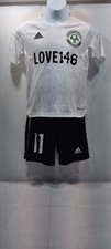 Adidas Boy 's Soccer Jersey S 9-10 Y. White. 9
