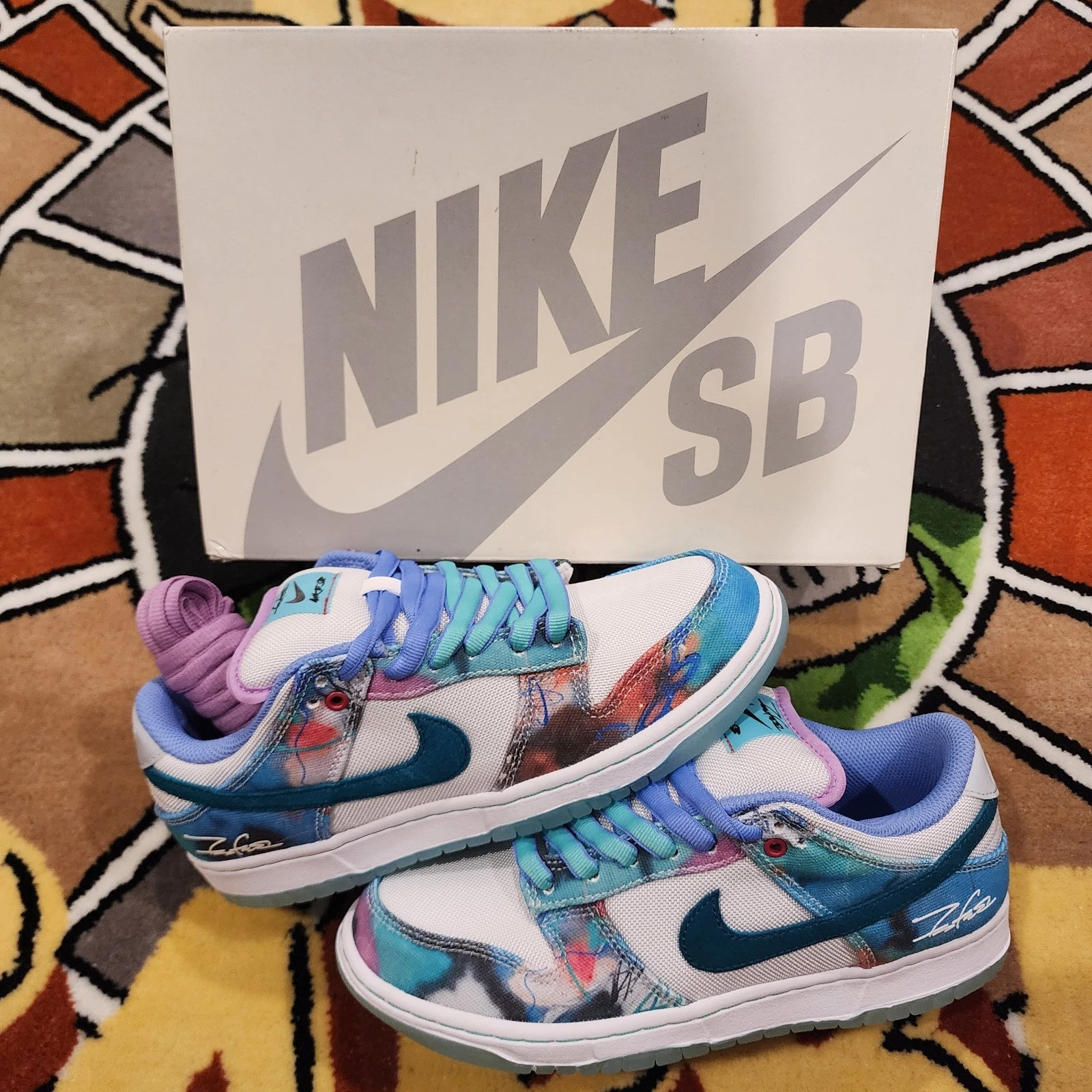 Nike SB Dunk Low OG Futura Laboratories Bleached Aqua Size 6 M 7.5 W HF6061-400
Opens in a new windo