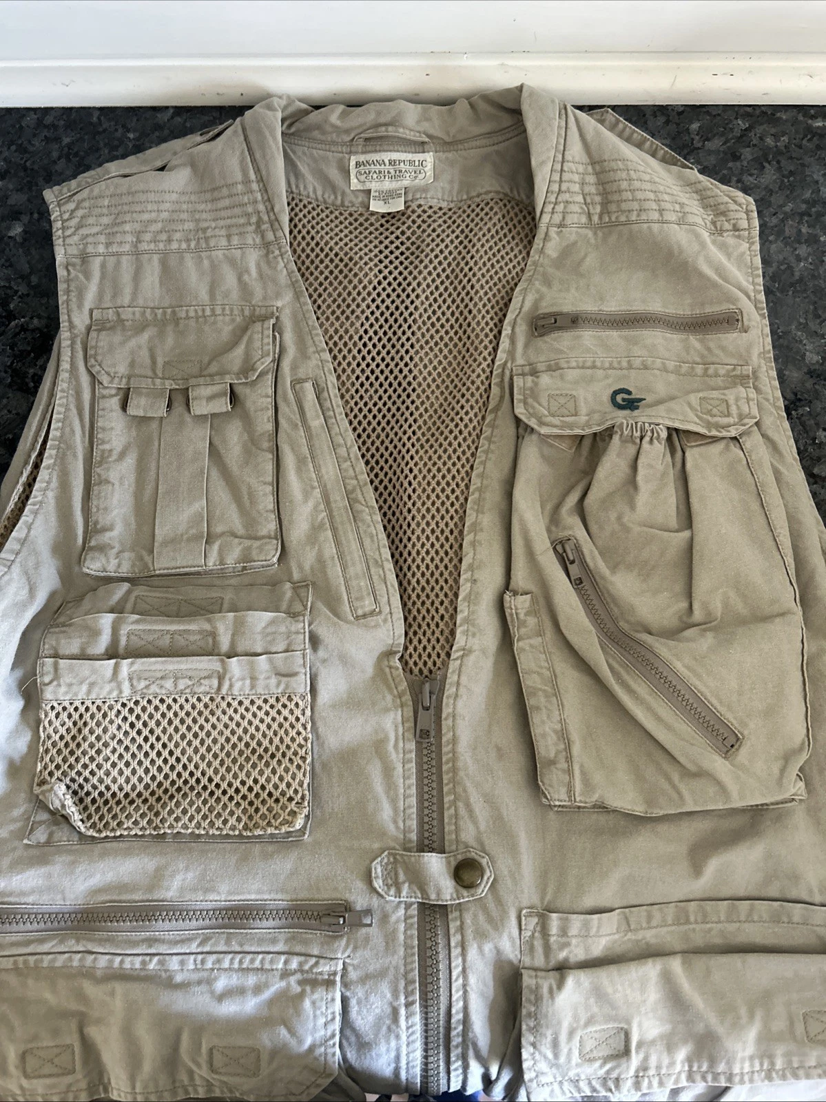 VTG Banana Republic Safari & Travel Clothing Co. Hiking Fishing Field Vest Large