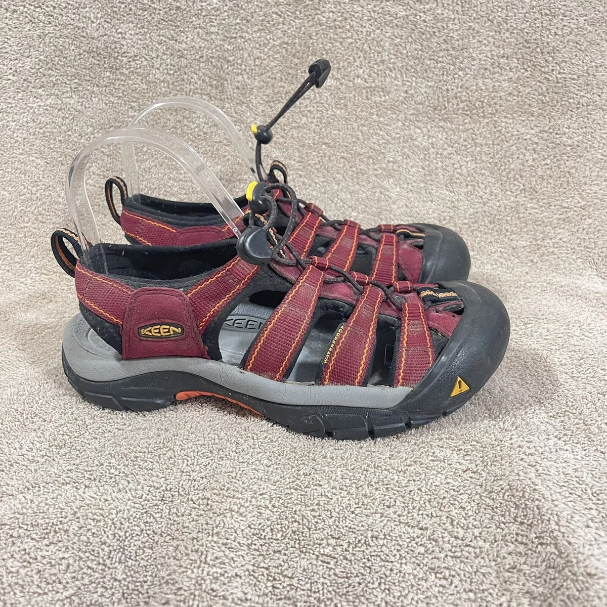 keen water shoes womens