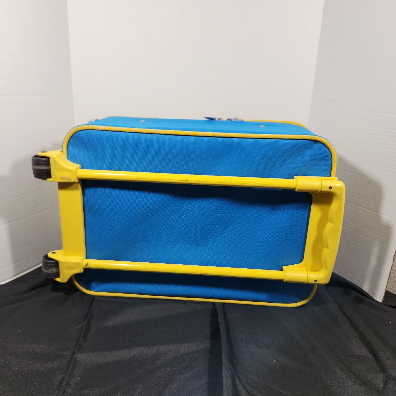 Disney Pixar WallE Childrens Luggage Rolling Suitcase Bag w Pullout