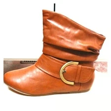 New Women's Top Moda Pad-52 Ankle Boot W/buckle Accent-tan Size 8