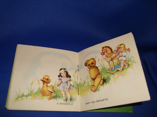 Toytown Party A Pixie Book Mini Hard cover Book 4" tall Vintage - Bild 6 von 11