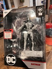 NEW DC McFarlane Page Punchers Batman White Black Adam Variant w  Comic Book