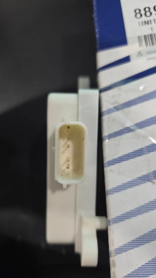 Módulo de control Sonata original Hyundai 2015-2019 88952-C2500 Foto 3 de 3