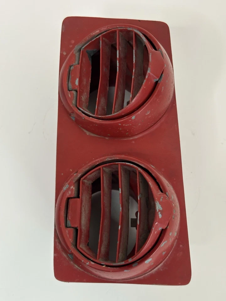 Chrysler 300 1961 tablero interior ventilaciones de aire acondicionado, ventilaciones de descongelación, piezas Rat Rod Foto 4 de 4