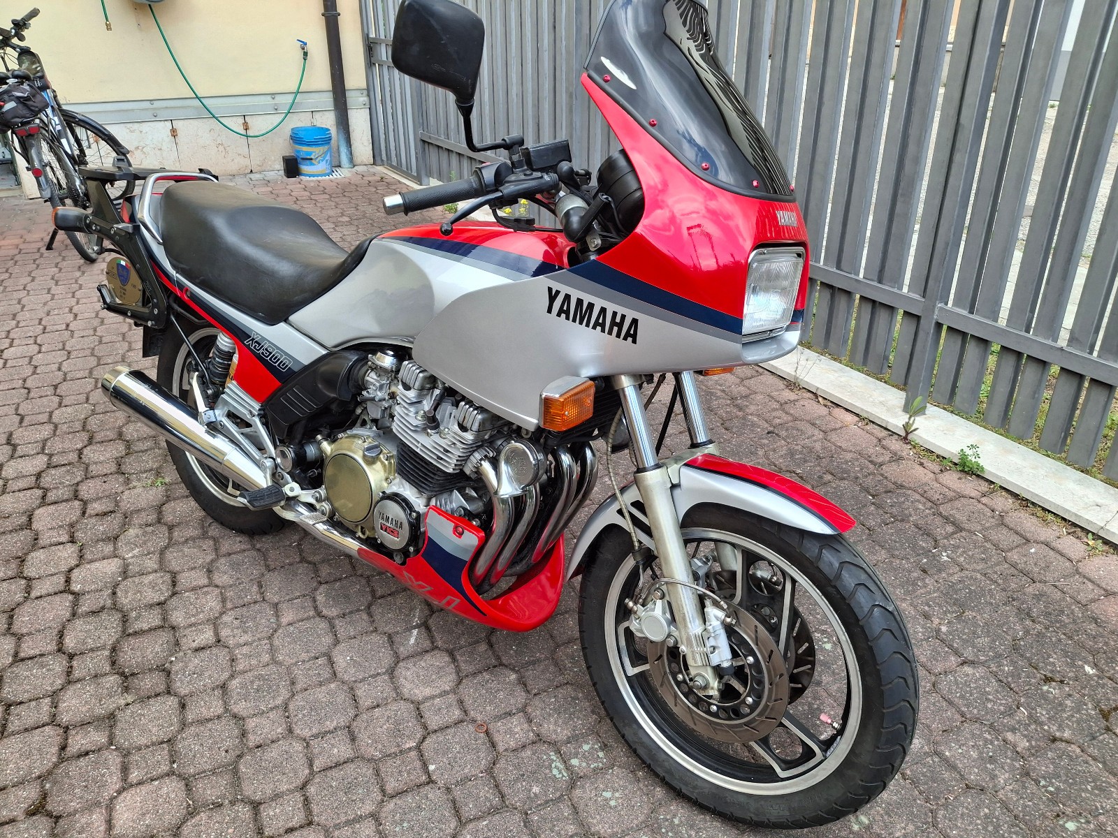 Yamaha XJ 900 Usata in Vendita foto 4