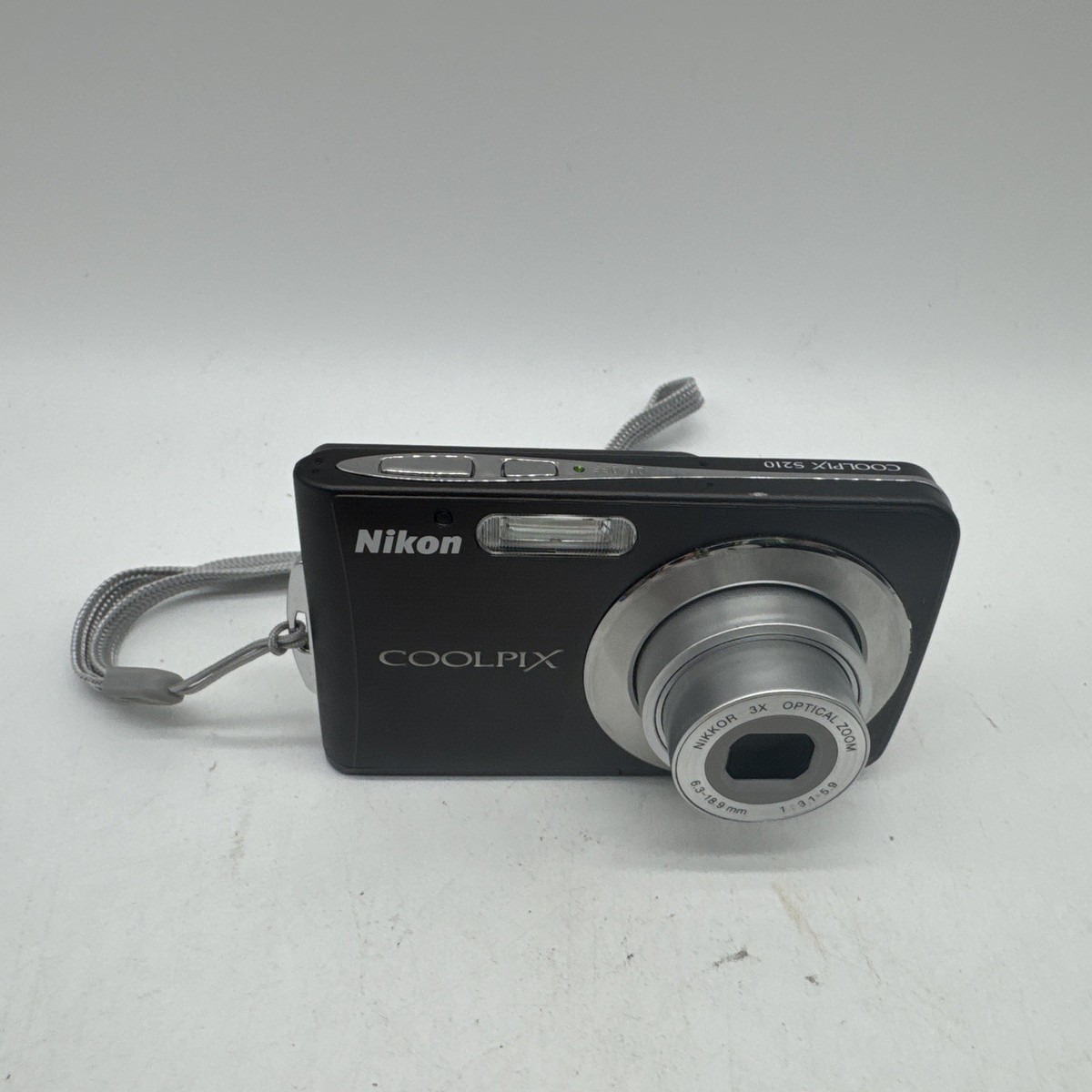 ニコン Nikon COOLPIX S210 コンパクトデジタルカメラ Amazon.com : Nikon Coolpix S210 8MP Digital Camera with 3x
