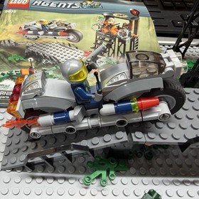 LEGO Agents: Swamp Raid (8632) W/Manual And Minifigs Retired 2008