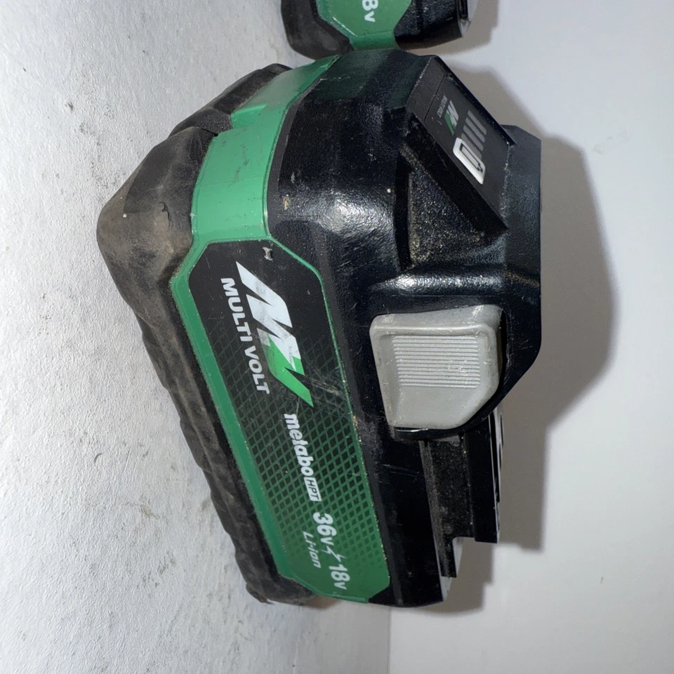 Paquete de 2 baterías multivoltios Metabo HPT BSL36A18X 36/18 voltios sin PROBADO. Foto 3 de 4