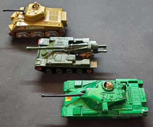 Vintage Matchbox 1974 Battle Kings Sherman Tank, Howitzer, and Chieftain Tanks - Picture 2 of 7
