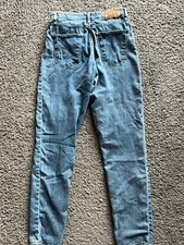 Levi's 721 High-Rise Skinny Women's Jeans - Waist size 27x30 Medium Wash