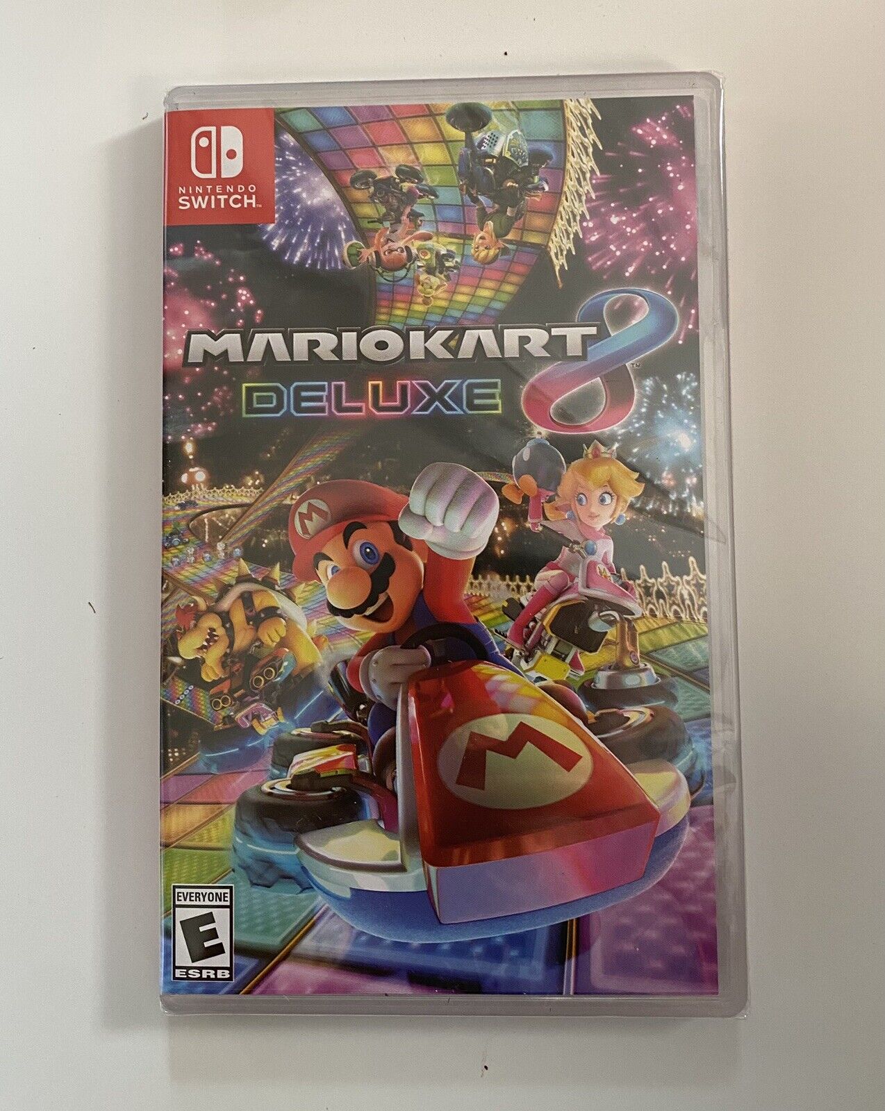 Mario Kart 8 + Racing Wheel Pro Deluxe Bundle