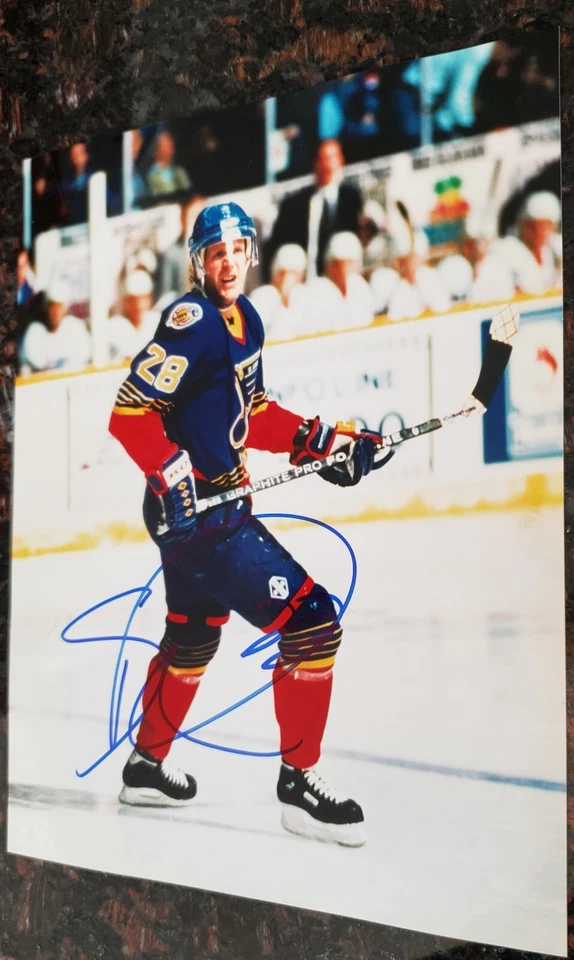 Fotografía autógrafa de Steve Duchesne 8x10 NHL St. Louis Blues Detroit Red Wings Foto 3 de 4