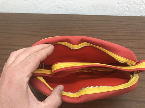 Raro Bolso Escolar Woodstock 1965 United Feature Syndicate, Inc Snoopy - Imagen 4 de 6