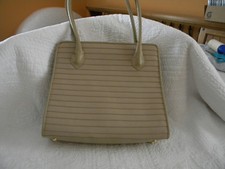Stuart Weitzman Taupe Leather:plastic/calf Handbag In Excellent Condition