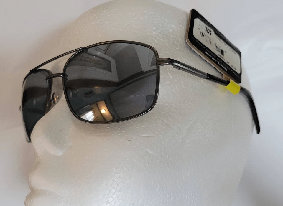 Gafas de sol Foster Grant polarizadas plateadas espejadas aviador resistentes a arañazos impactos Foto 4 de 4