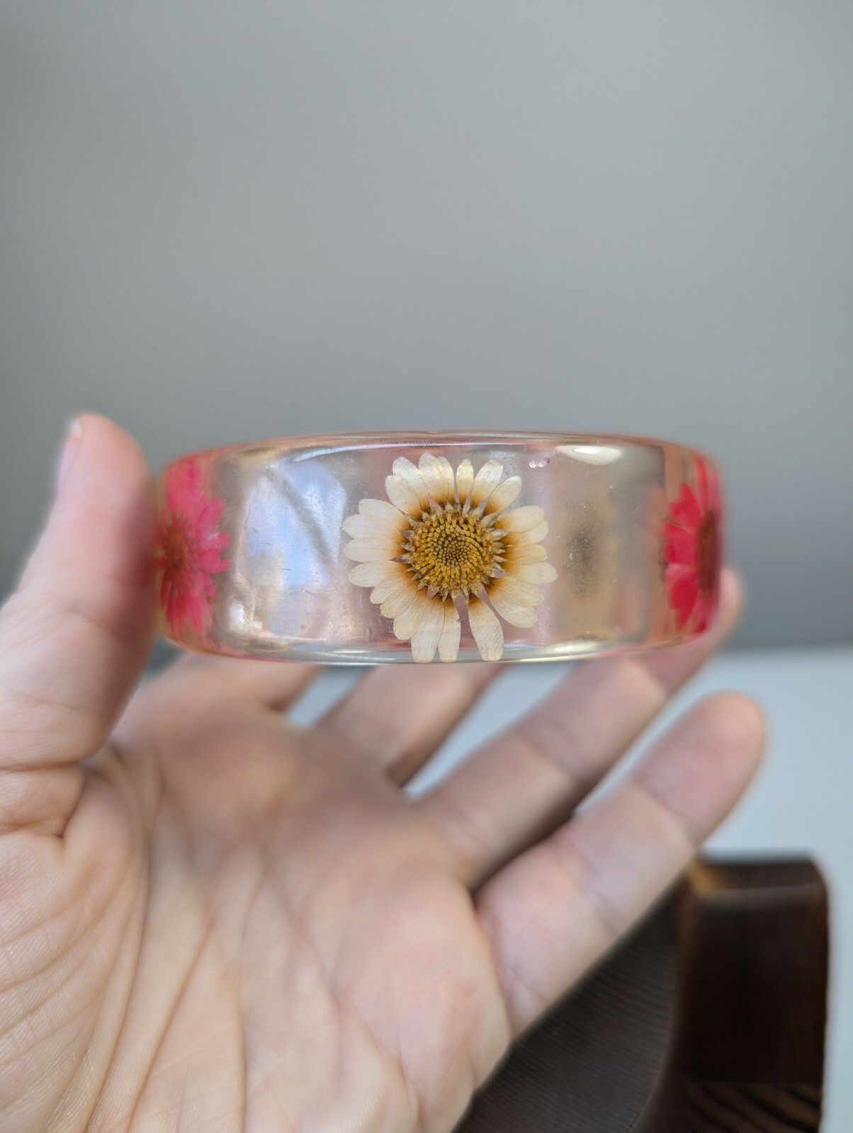 Mid Century Translucent Lucite Bangle Bracelet Em… - image 9