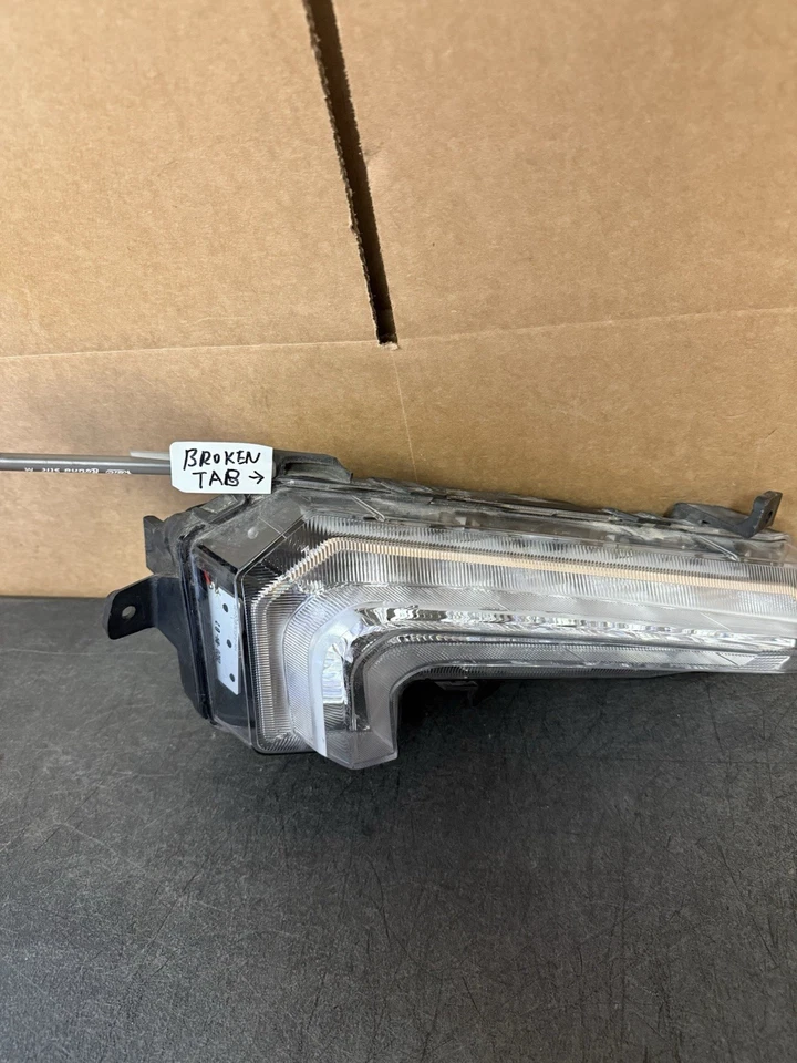 Chevrolet Malibu 2016 2017 2018 Tyc LED DRL luz antiniebla derecha #S15 Foto 4 de 4