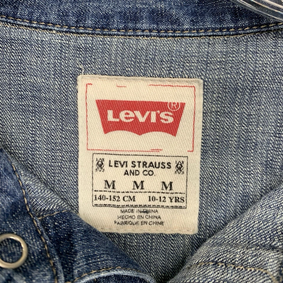 Camisa Vaquera Levi’s Niñas Mediana Azul Perla Occidental Bolsillo con Solapa a Presión Retro Foto 3 de 4