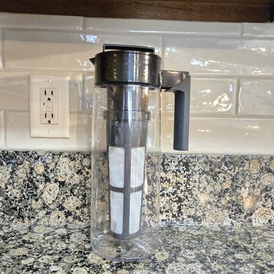 Takeya 40 oz Cold Brew Coffee Ice Tea Maker Black BPA Free Made in USA