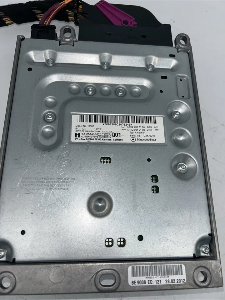 Amplificador Harman Becker 2008-2017 Mercedes-Benz CLS550 C300 E350 GLK350 W212 Foto 2 de 4
