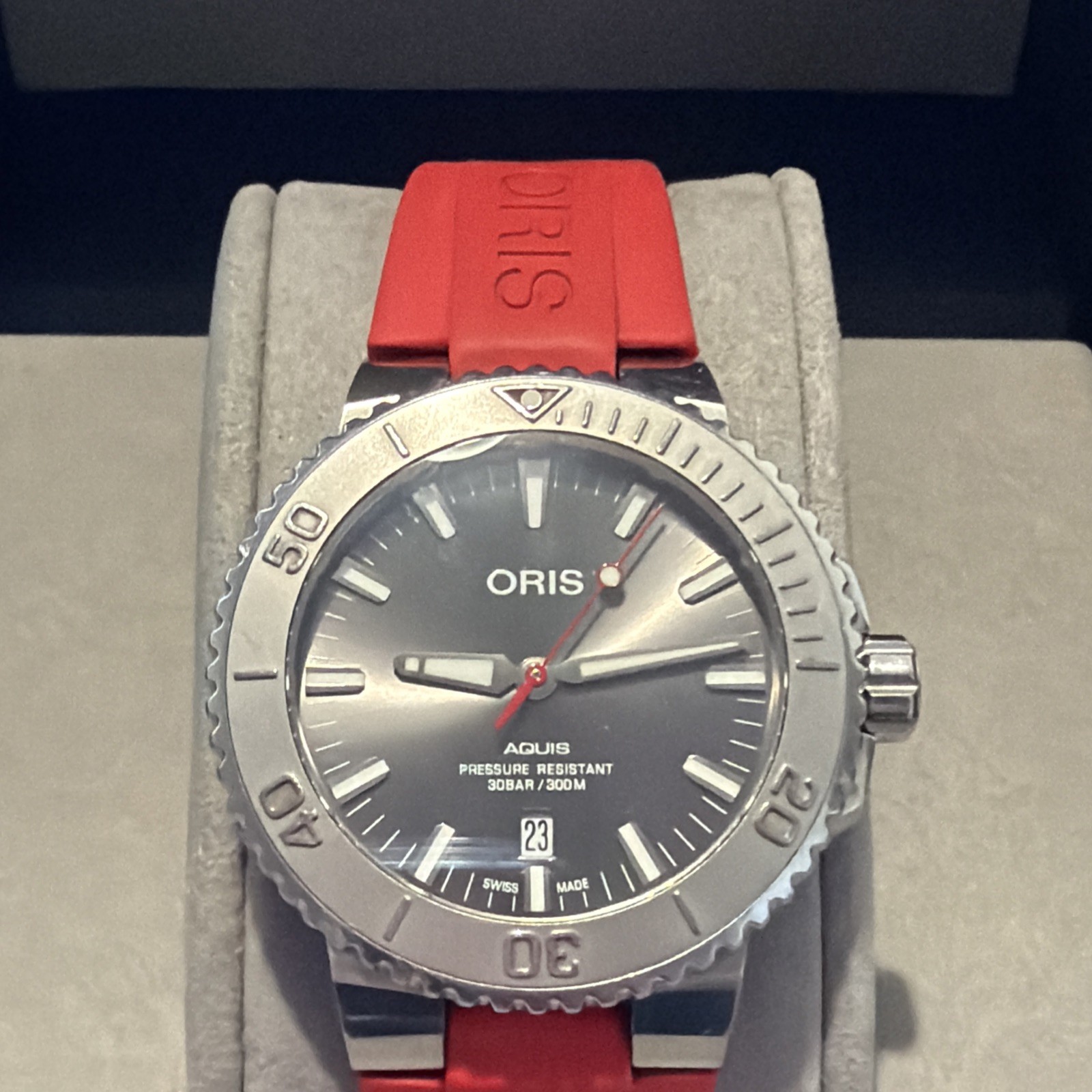 Oris Aquis Date Steel Auto 43.5mm Mens Watch 01 733 7730 4153-07 4 24 66EB