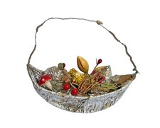 Alter Christbaumschmuck, Sebnitzer Früchtekörbchen um 1900   (# 7378)