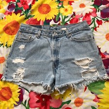 Vintage Women  s Levi  s 512 Distressed Denim Cutoff High Waisted Shorts 30  