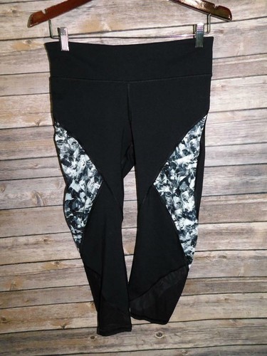 Gap Fit M Black Leggings Capri Short 