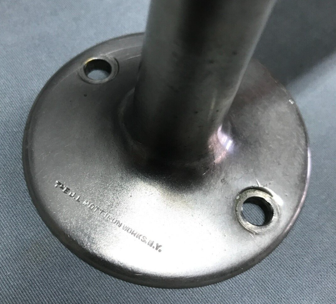 Antique VTG JL MOTT 24