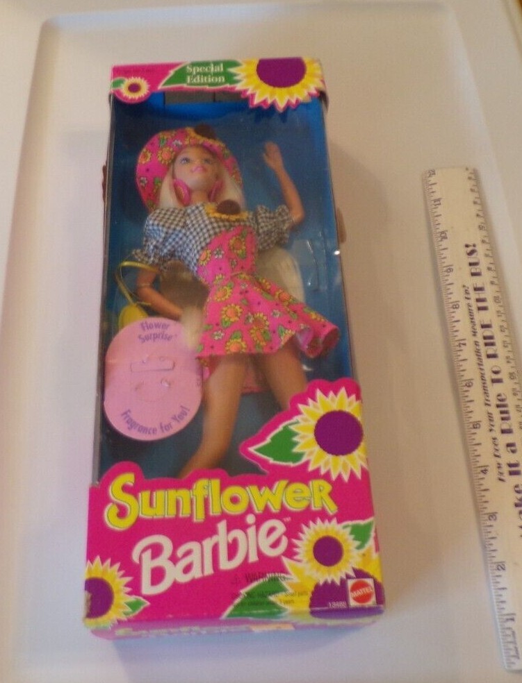 LOOK 1994 SPECIAL EDITION MATTEL SUNFLOWER BARBIE DOLL NEW