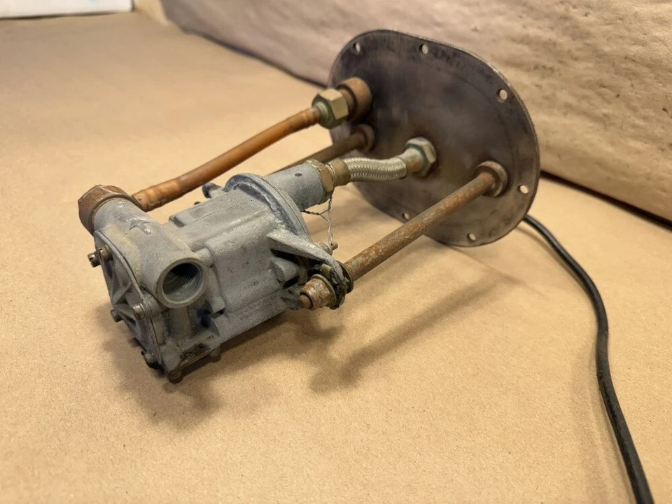 Bomba de combustible sumergible Jaguar XKE E-Type Lucas OEM 78387E 2FP 12V 54713499 8/62 Foto 4 de 4