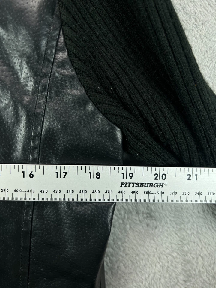 Chaqueta de motociclista de cuero AMI para mujer mediana negra guijarro 100 % cuero Foto 2 de 4