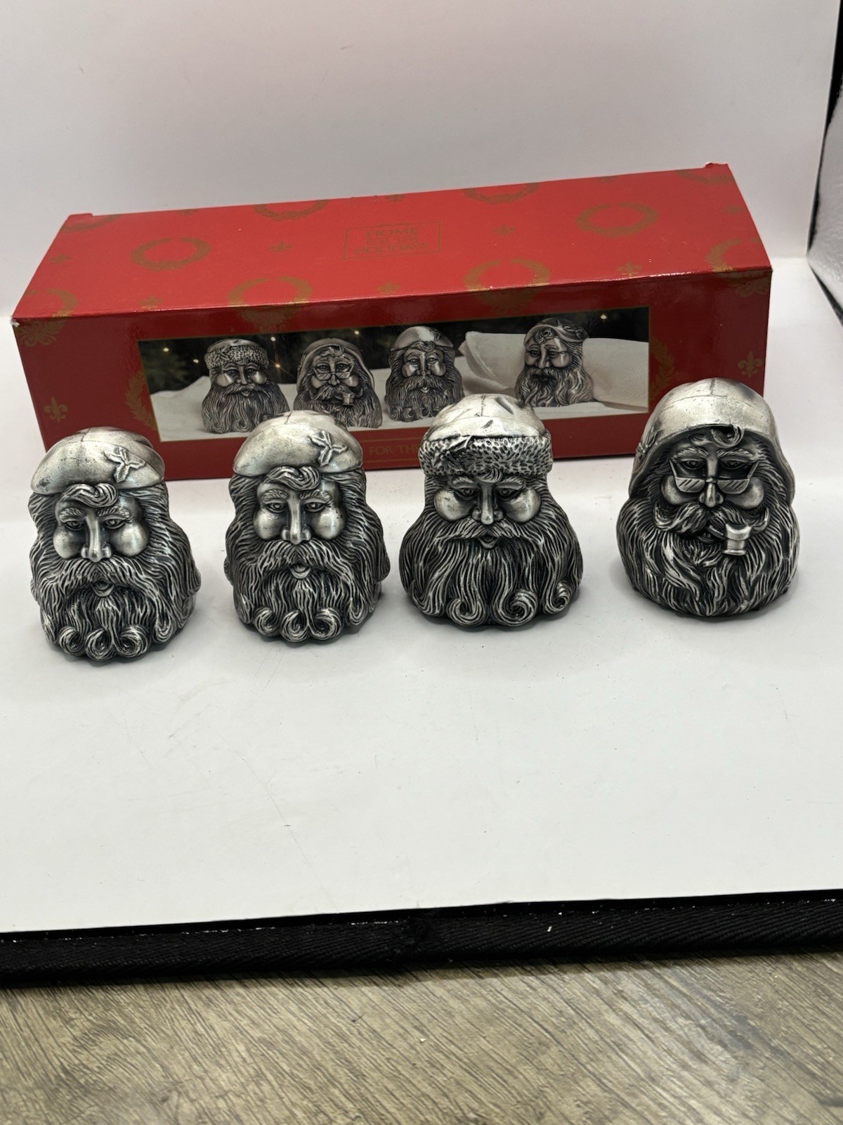 Foto 1 di 11