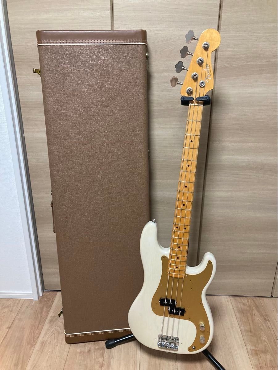 Fender American Vintage ‘57 Precision Bass White Blonde