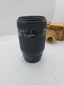 Nikon AF Nikkor 70-210mm f/4-5.6 Zoom Lens Some Dust