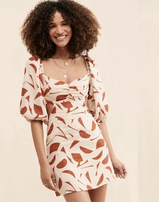 ASTR The Label Heather Linen Mini Dress Rust Abstract Medium puff sleeves