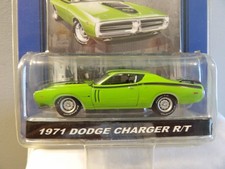 1971 DODGE CHARGER R/T   2007 GREENLIGHT MUSCLE CAR GARAGE STOCK & CUSTOM   1:64