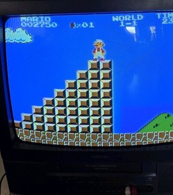 Nintendo NES Console 5 Games. Mario 1, 2, 3, Tetris Zapper New 72 Pin Connector 