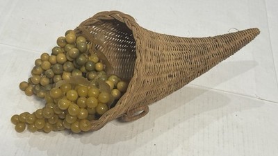Vintage Gold Grapes In Wicker Cornucopia Basket / Horn of Plenty - 11'' Lot of 4