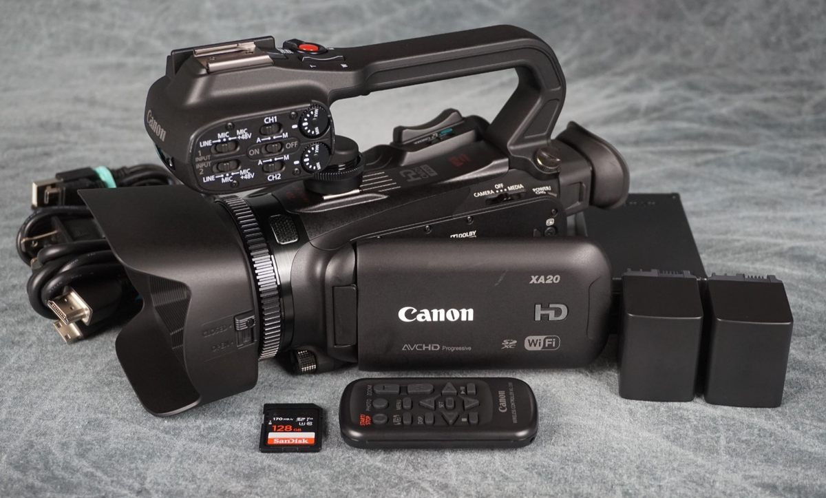★フル装備★CANON XA20★ハンドル付★ワンオーナー品 ☆フル装備☆CANON XA20☆ハンドル付☆ワンオーナー品 - メルカリ